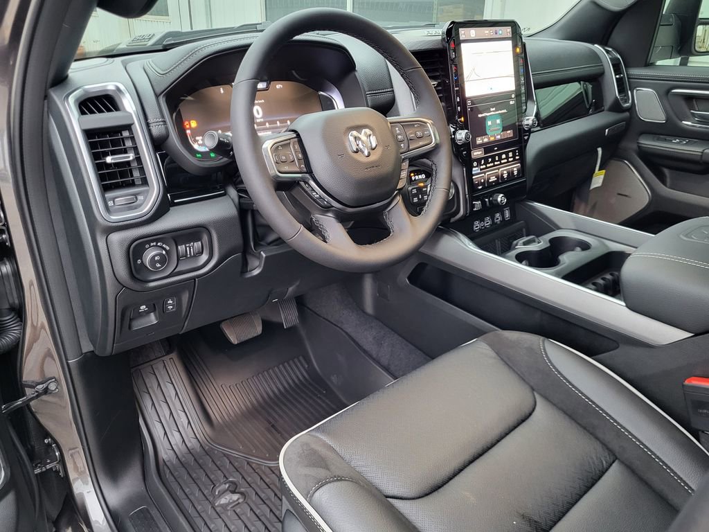 New 2026 RAM 1500 Laramie w/ Night Edition AWD/4WD image 15