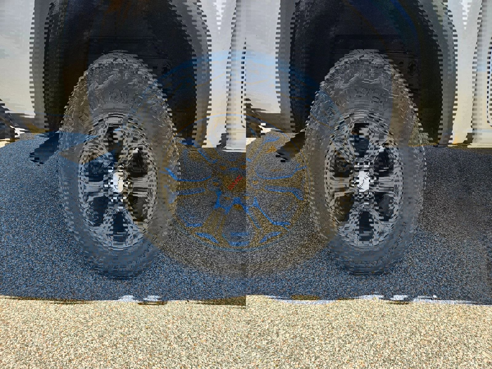 Used 2024 GMC Canyon Elevation image 29