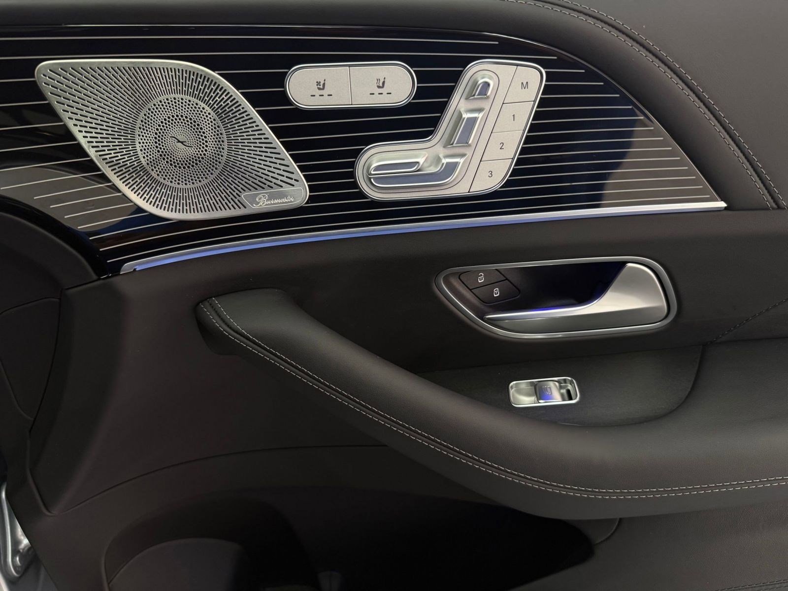 Certified 2025 Mercedes-Benz Maybach GLS 600 4MATIC image 22