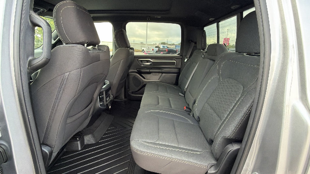 Used 2025 RAM 1500 Big Horn AWD/4WD image 26
