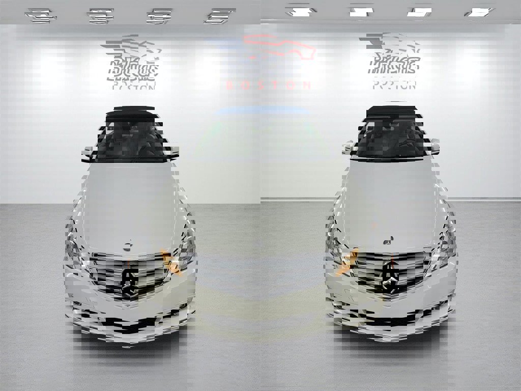 Used 2011 Mercedes-Benz E 350 Cabriolet image 2