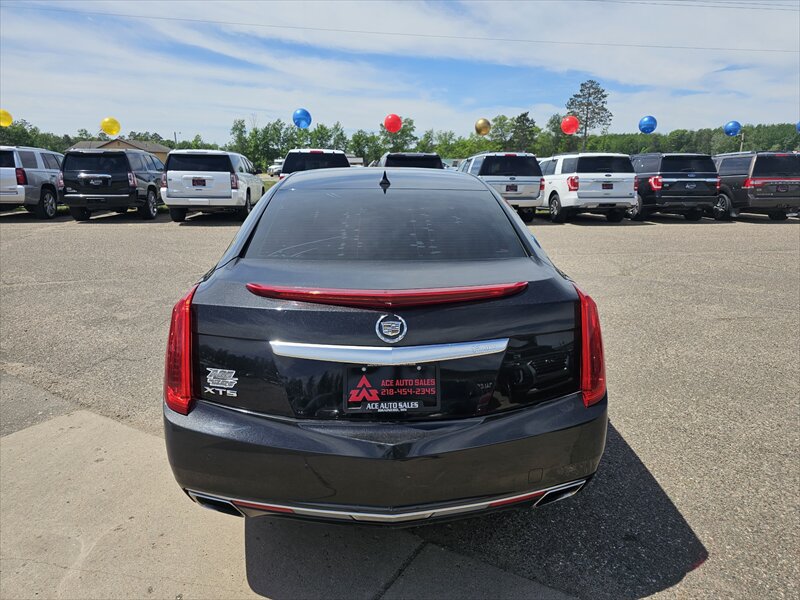 Used 2013 Cadillac XTS Premium FWD image 8