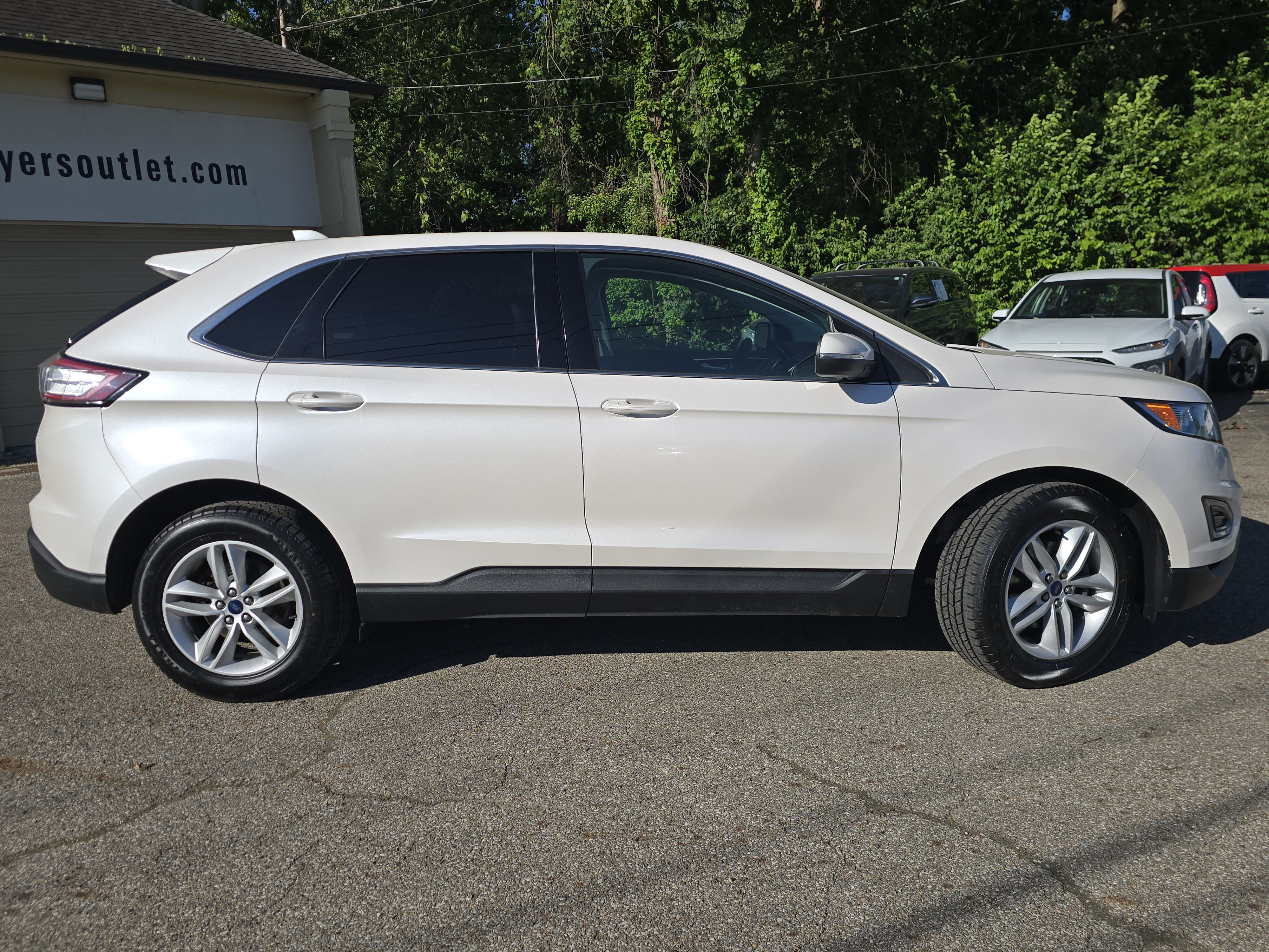 Used 2018 Ford Edge SEL w/ Equipment Group 201A FWD image 8