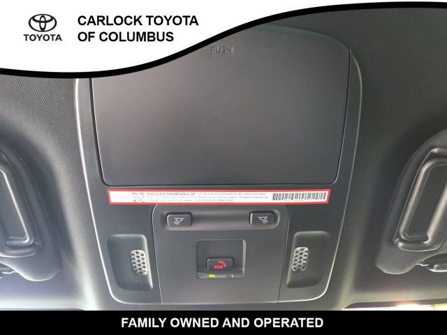 Used 2026 Toyota Camry XLE w/ Convenience Package image 33