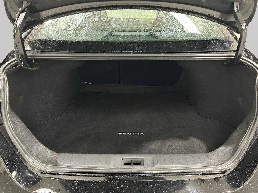 Used 2025 Nissan Sentra SV image 27