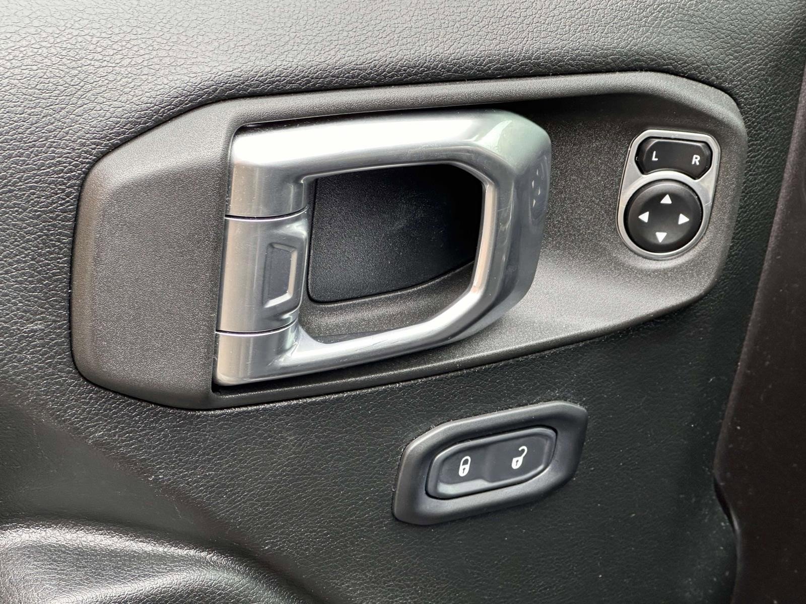 Used 2020 Jeep Wrangler Unlimited Sport S image 12