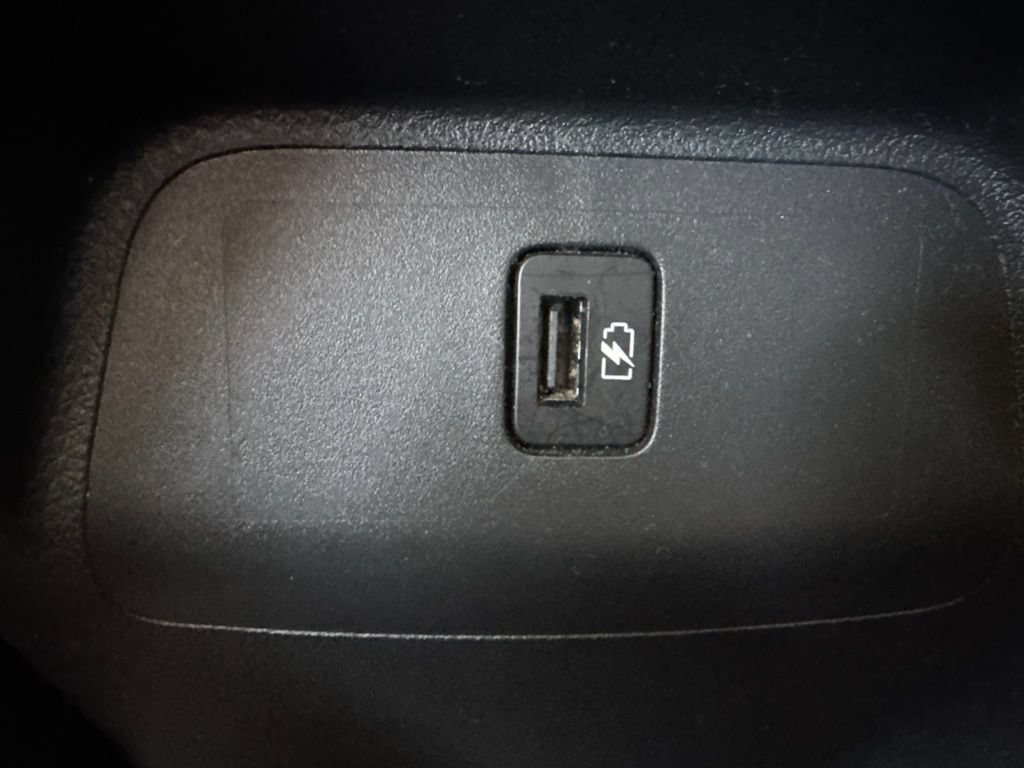 Used 2020 Nissan Sentra SR w/ Premium Package FWD image 14