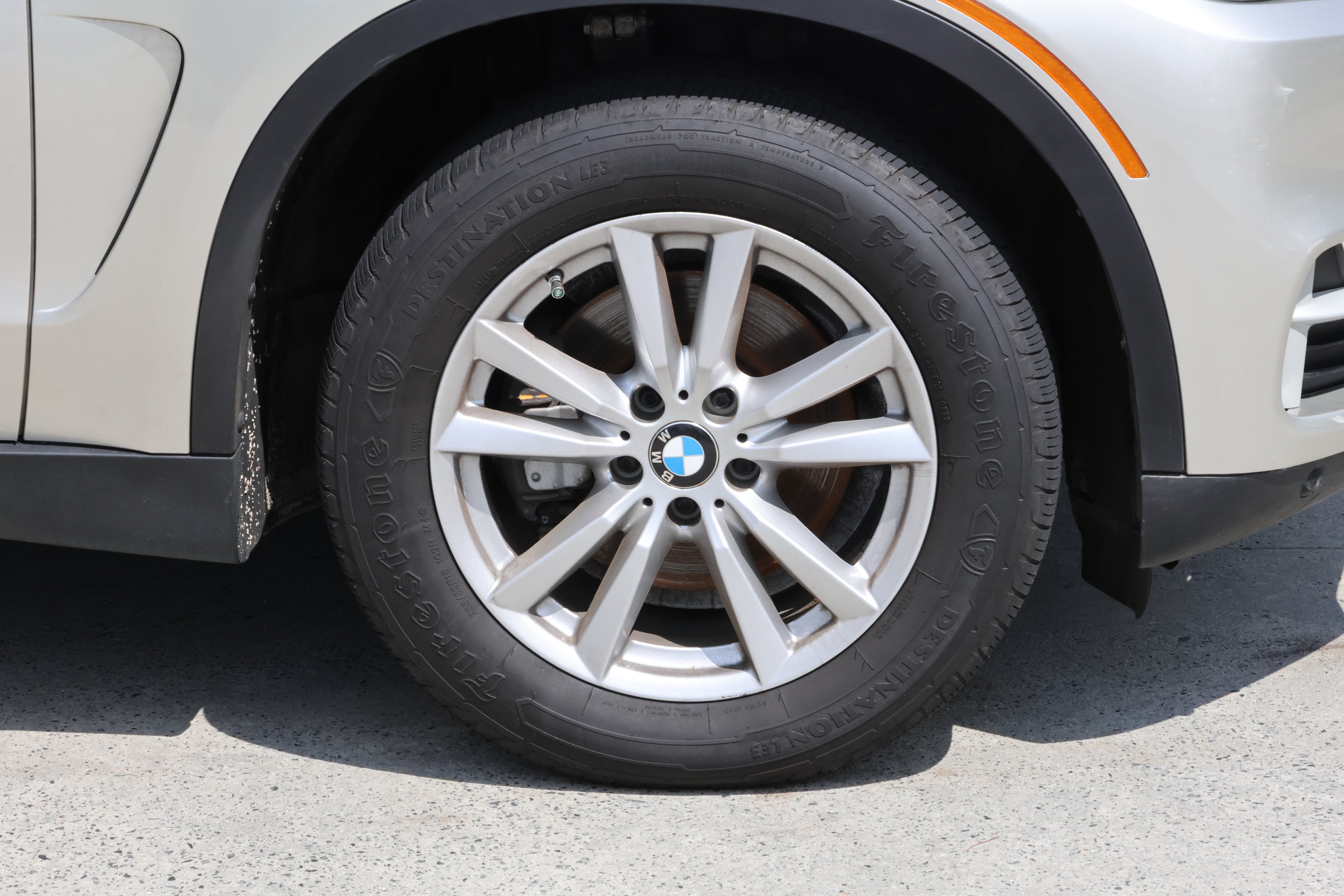 Used 2015 BMW X5 xDrive35i AWD/4WD image 11