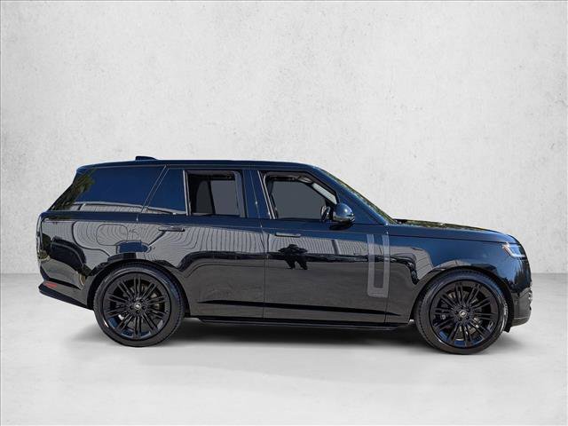 Used 2023 Land Rover Range Rover Autobiography image 4