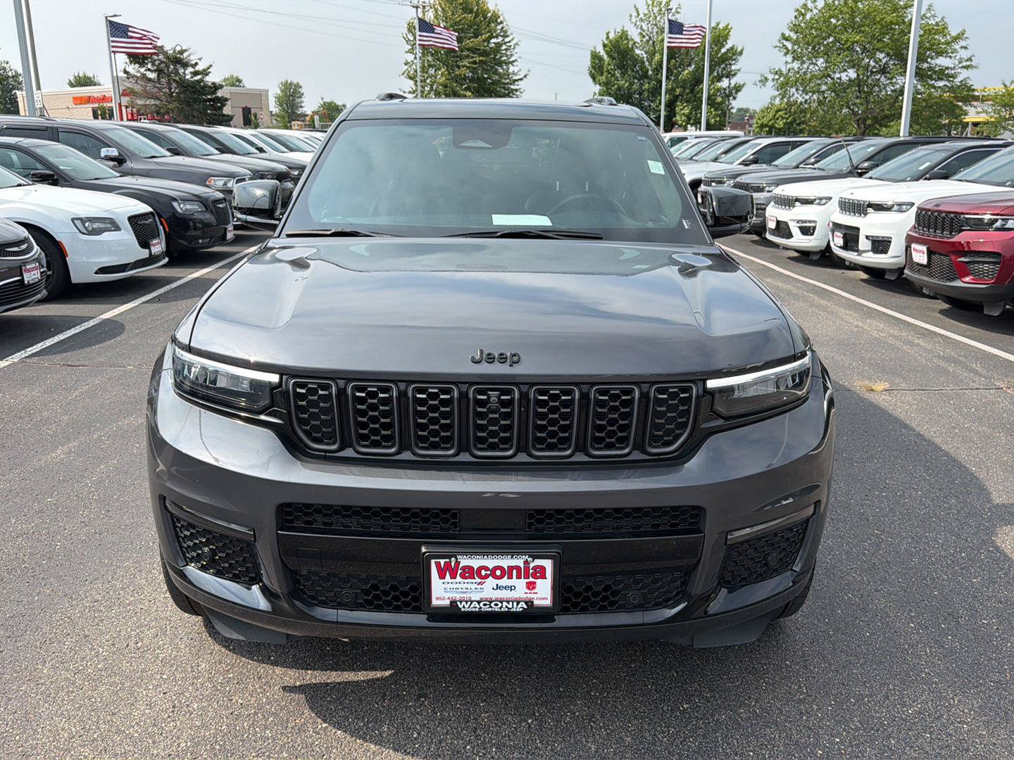 Certified 2024 Jeep Grand Cherokee L Summit AWD/4WD image 3