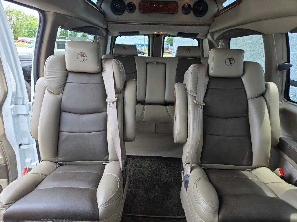 Used 2022 Chevrolet Express 2500 w/ Enhanced Convenience Package image 29