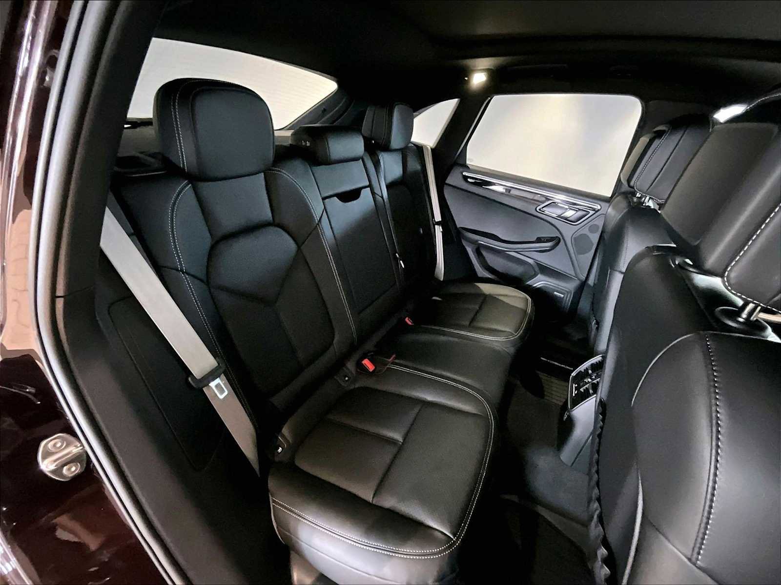 New 2026 Porsche Macan S AWD/4WD image 29