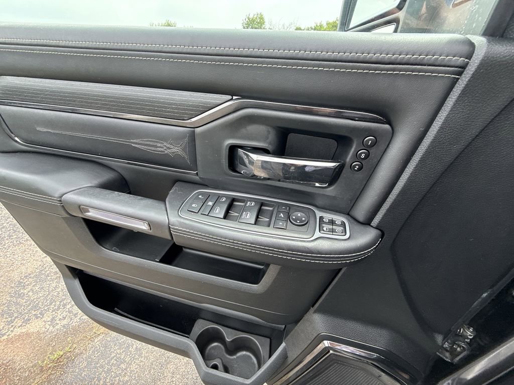 Used 2024 RAM 3500 Limited w/ Night Edition AWD/4WD image 30