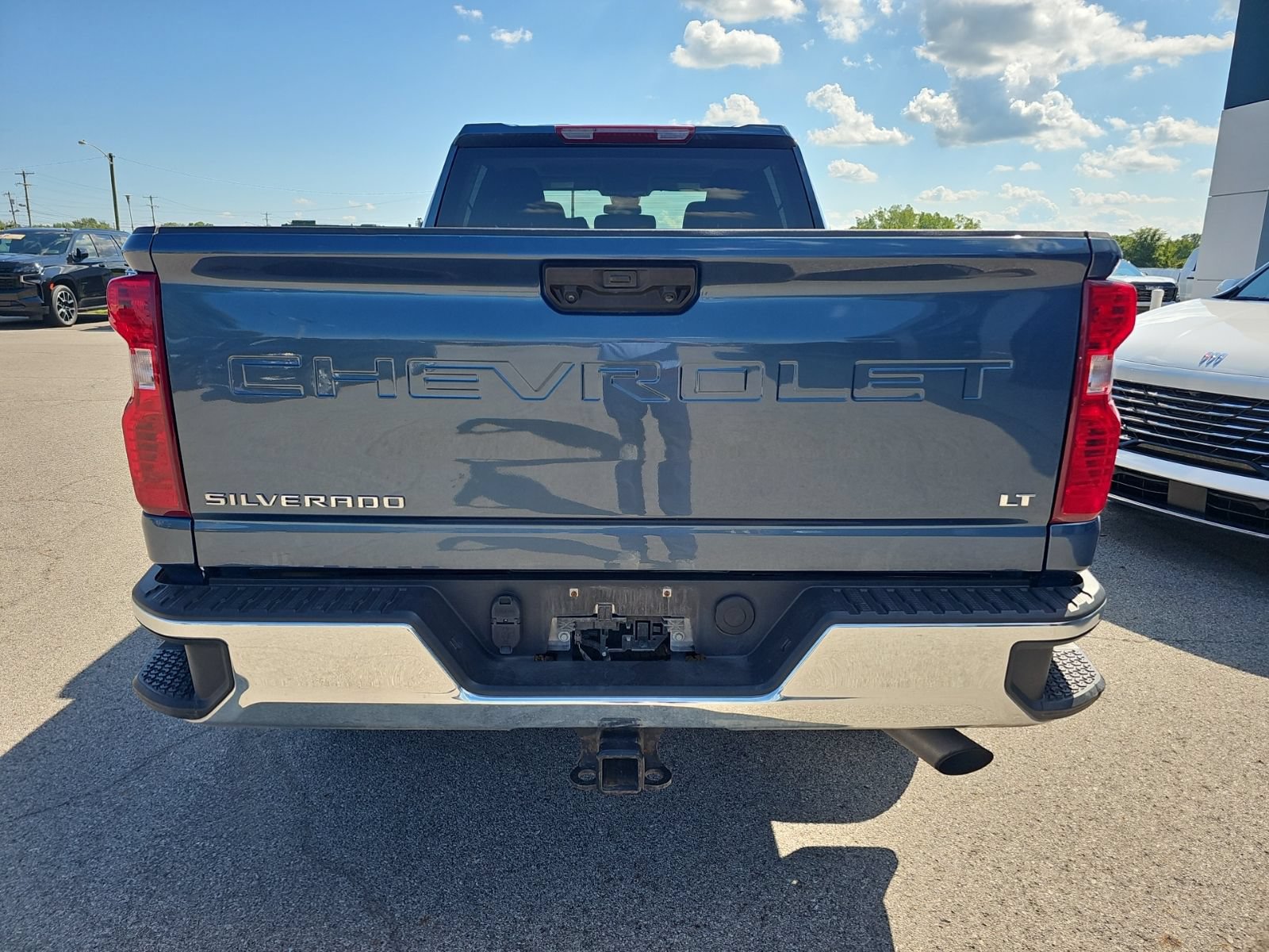 Used 2025 Chevrolet Silverado 2500 LT w/ Convenience Package AWD/4WD image 5
