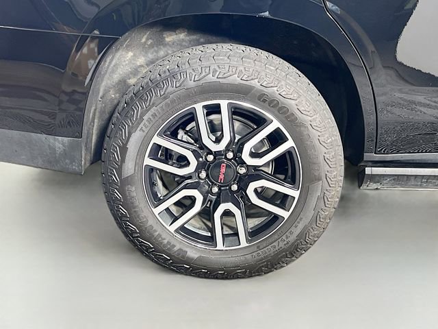 Used 2024 GMC Yukon AT4 w/ AT4 Premium Plus Package AWD/4WD image 41