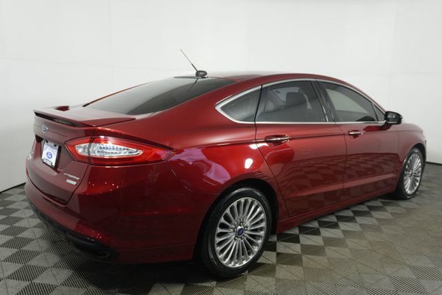 Used 2016 Ford Fusion Titanium FWD image 3