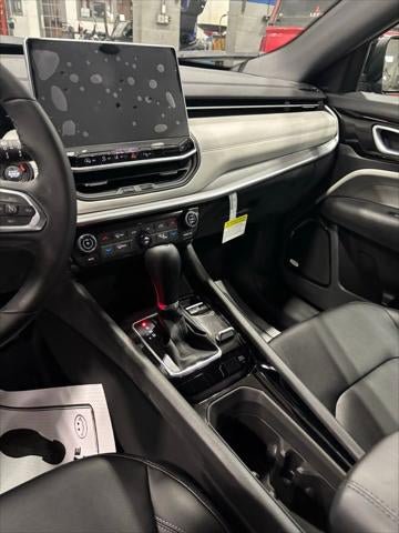 New 2026 Jeep Compass Limited w/ Sun, Sound & Navigation Group image 39