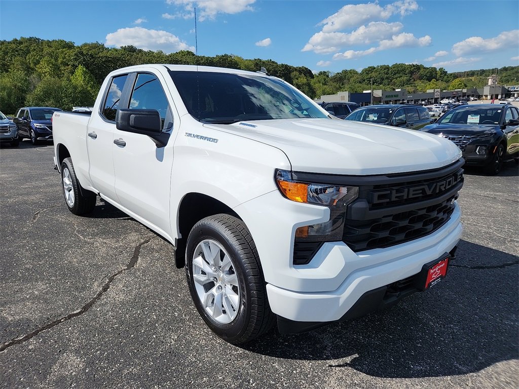 New 2026 Chevrolet Silverado 1500 Custom image 2