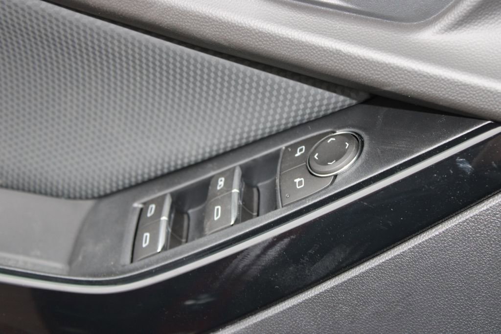 New 2026 Chevrolet Equinox RS w/ LPO, Floor Liner Package image 36