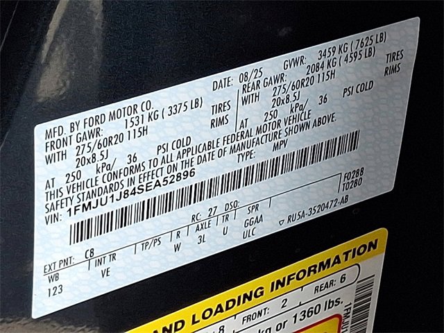 New 2025 Ford Expedition Active image 18