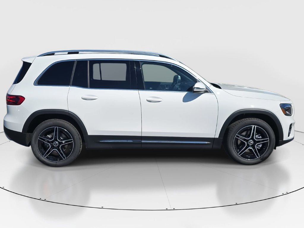 New 2026 Mercedes-Benz GLB 250 image 4