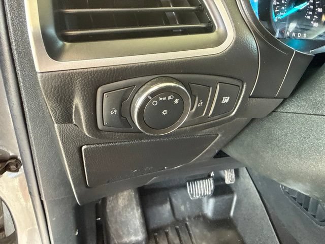 Used 2023 Ford Edge SE AWD/4WD image 15