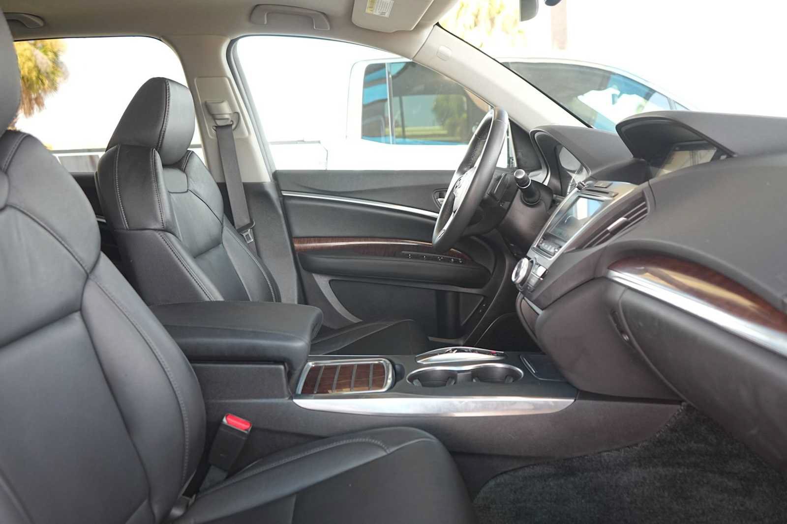 Used 2018 Acura MDX w/ Technology Package FWD image 15
