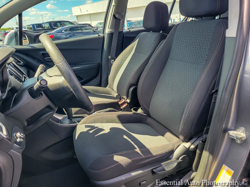 Certified 2020 Chevrolet Trax LS FWD image 10