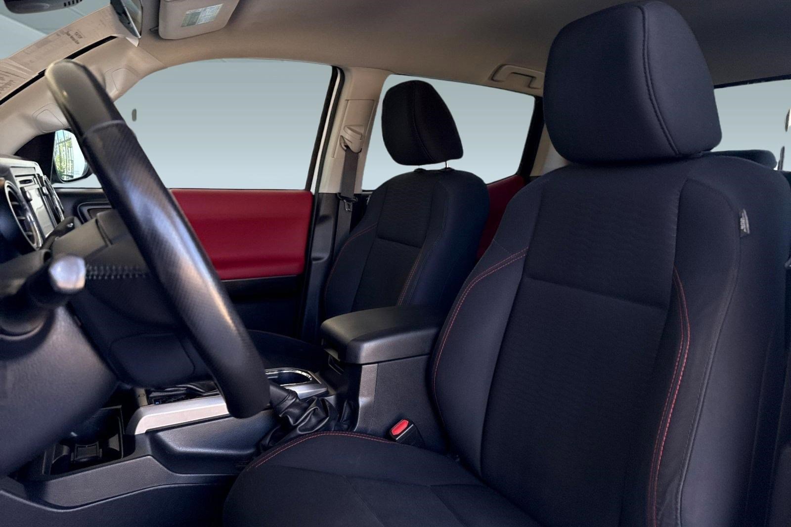 Used 2019 Toyota Tacoma SR5 image 5