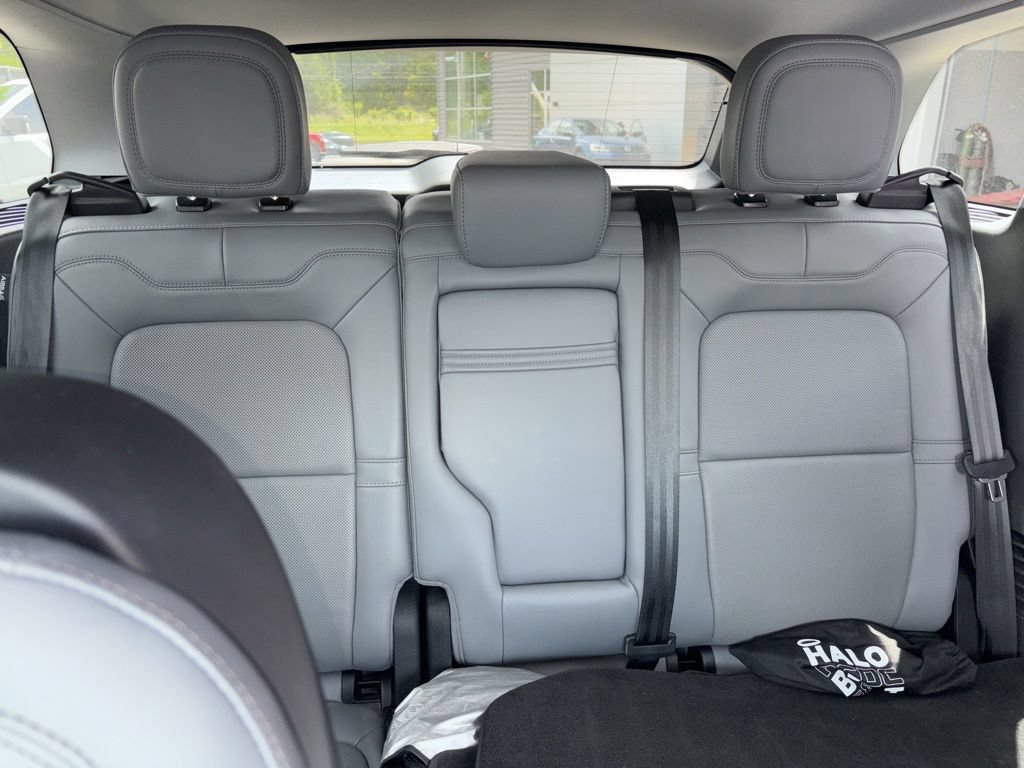 Used 2021 Lincoln Corsair AWD w/ Premium Package image 10