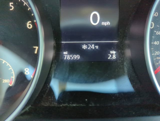 Used 2018 Volkswagen Golf SE image 23