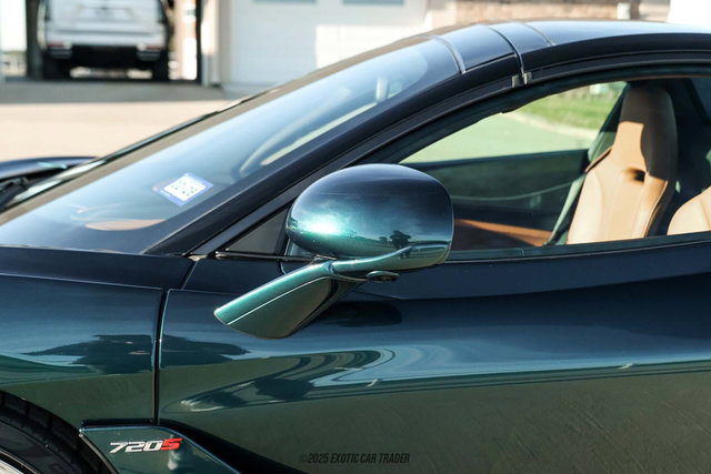 Used 2022 McLaren 720S Spider image 68