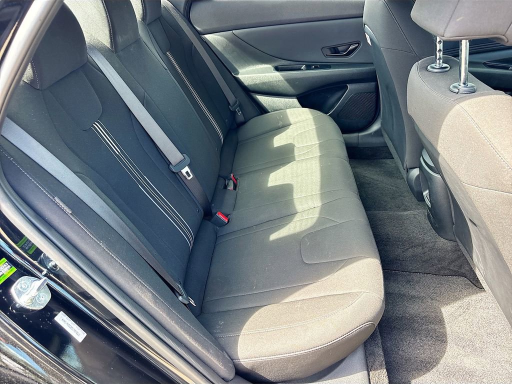 Certified 2025 Hyundai Elantra Sport image 25