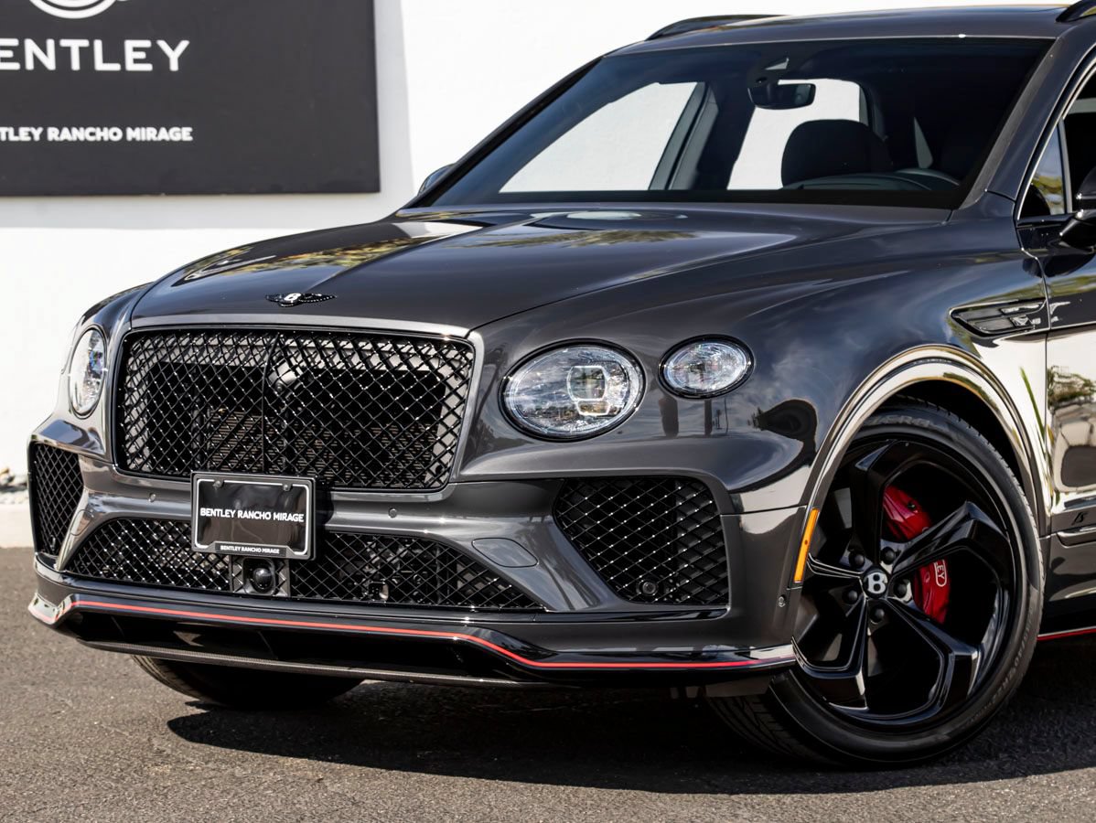 Certified 2025 Bentley Bentayga AWD/4WD image 8