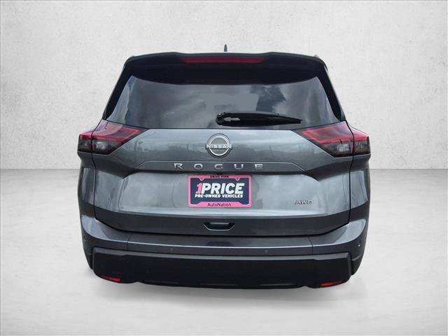 Used 2026 Nissan Rogue SV AWD/4WD image 7