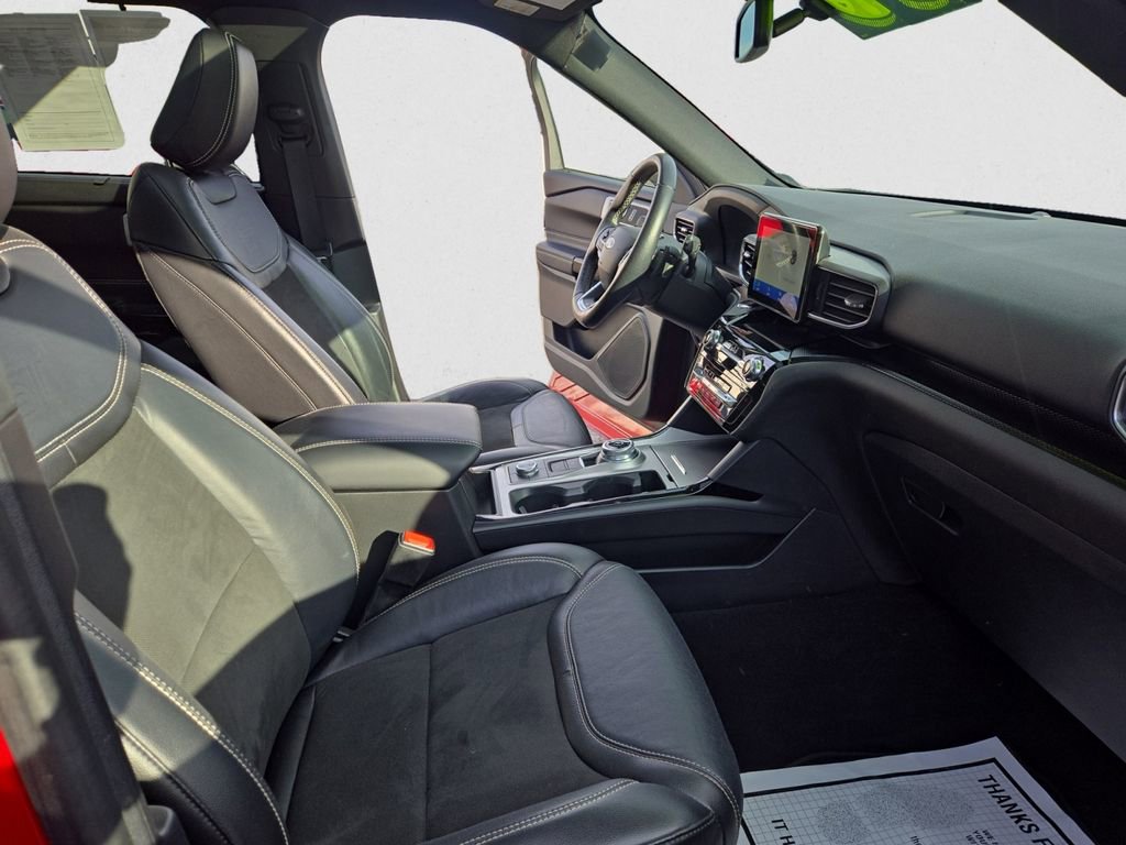 Used 2022 Ford Explorer ST w/ ST Street Pack image 16