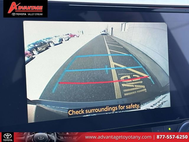 Certified 2024 Toyota Highlander XLE image 32