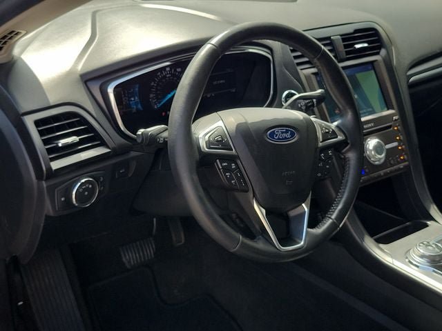 Used 2020 Ford Fusion Titanium FWD image 10