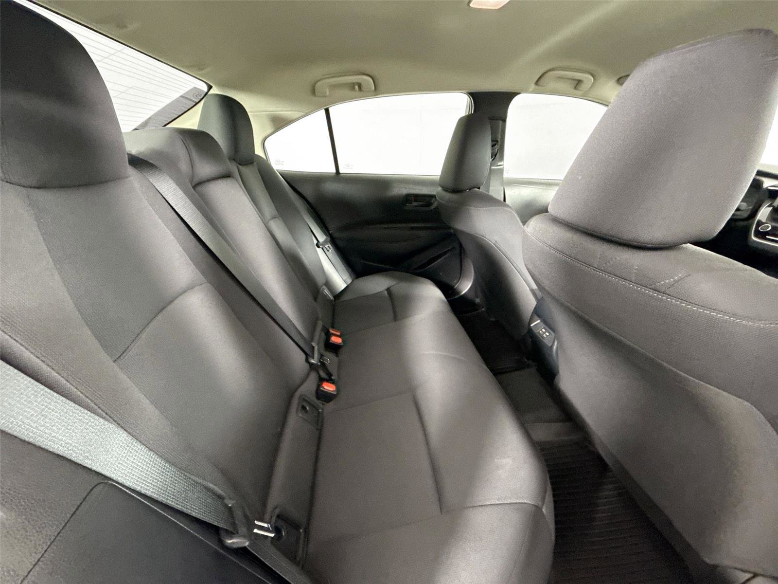 Used 2023 Toyota Corolla LE image 37