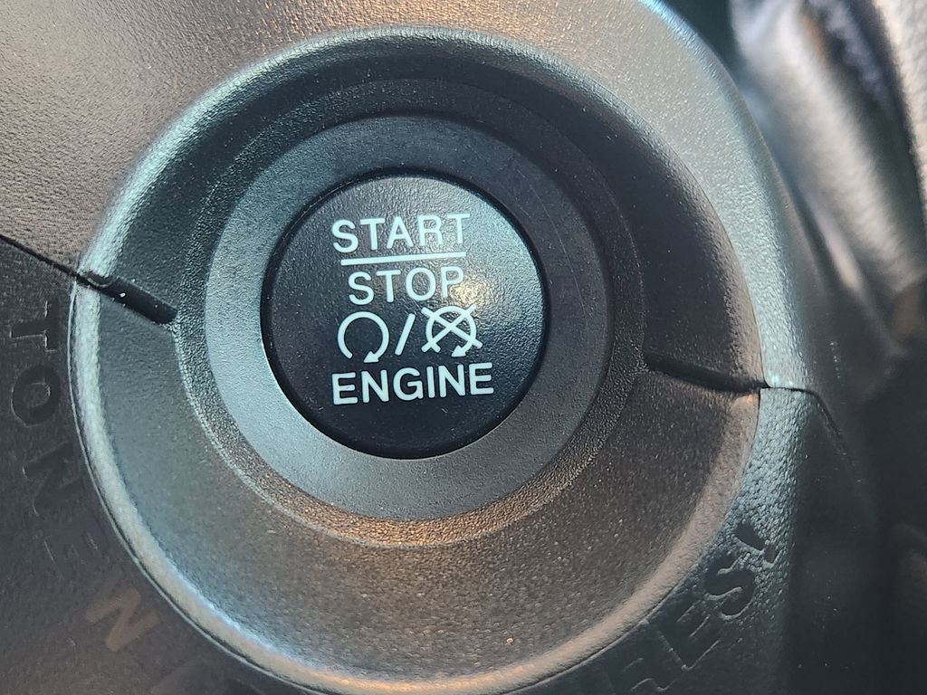 Used 2020 Jeep Renegade Sport w/ Sport Appearance Group image 11