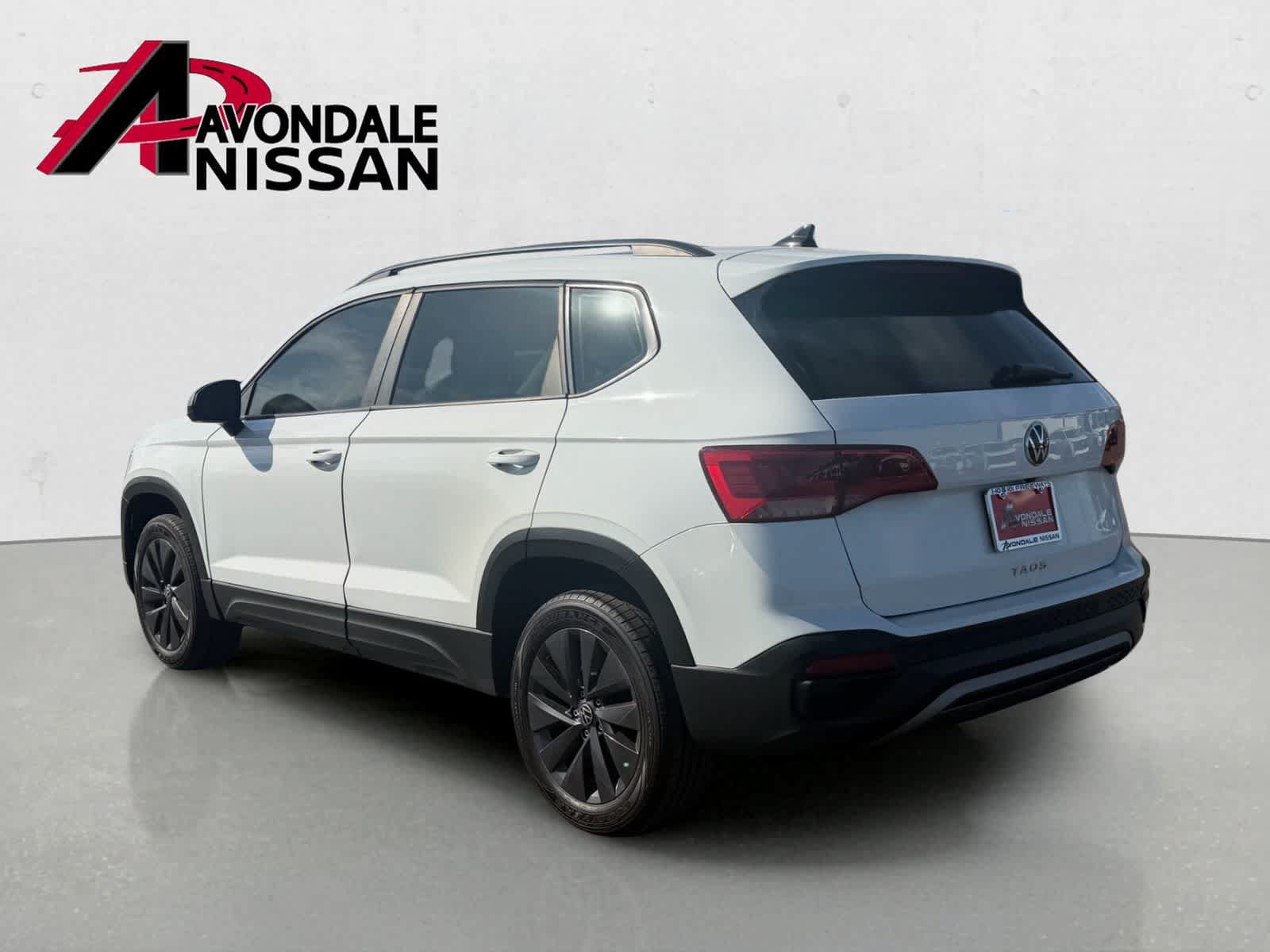 Used 2022 Volkswagen Taos S FWD image 4