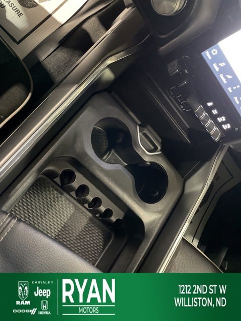 Used 2024 RAM 1500 Laramie image 25