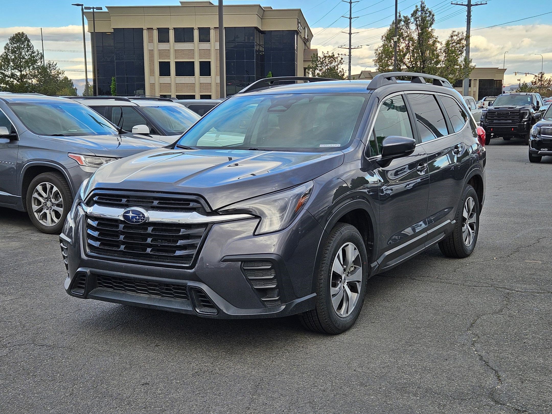 Used 2025 Subaru Ascent Premium AWD/4WD image 11