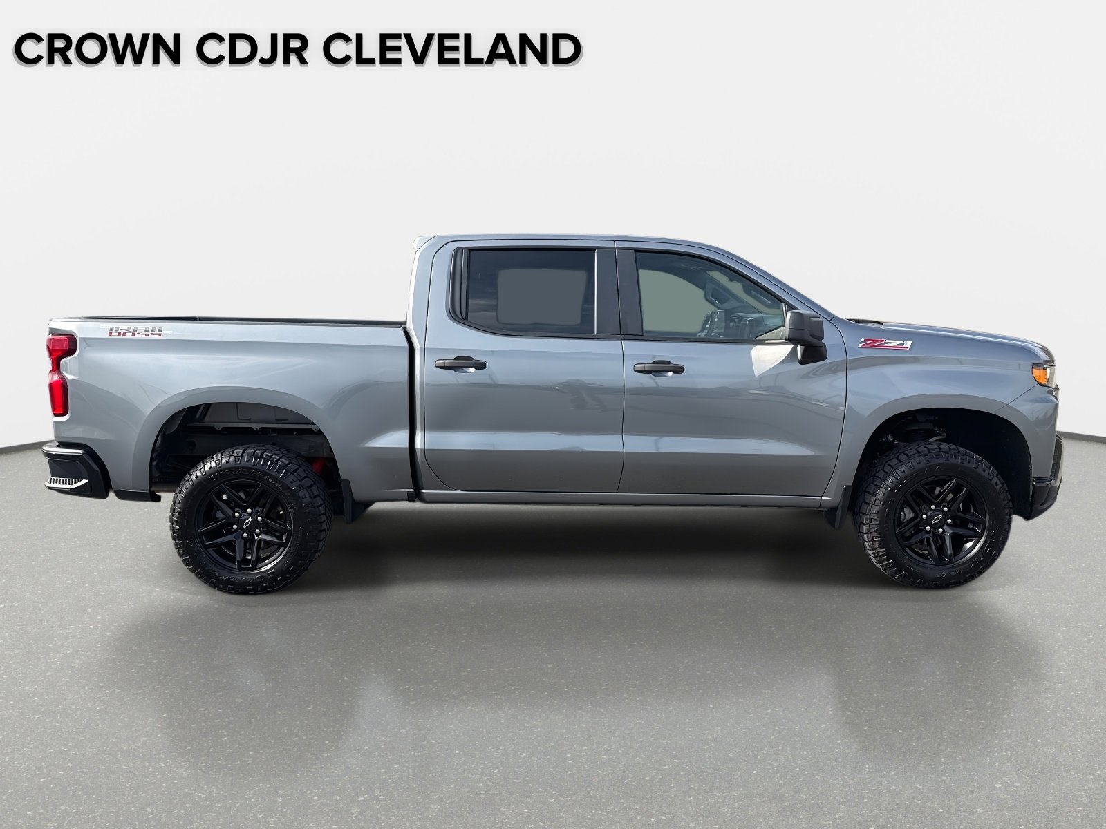 Used 2021 Chevrolet Silverado 1500 Custom Trail Boss w/ LPO, Dark Essentials Package image 3