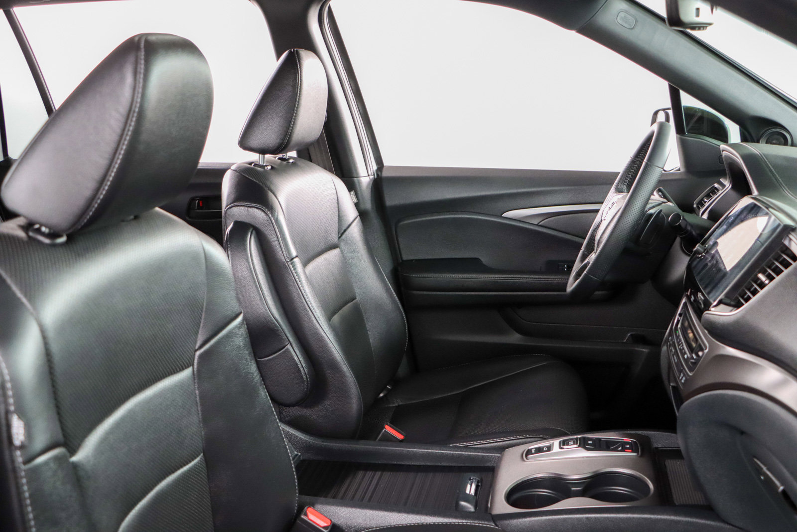 Used 2023 Honda Passport EX-L image 28