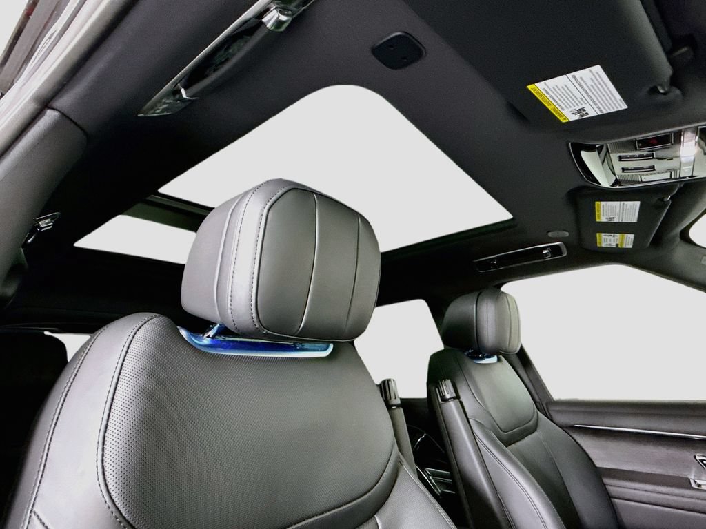 New 2026 Land Rover Range Rover SE AWD/4WD image 18