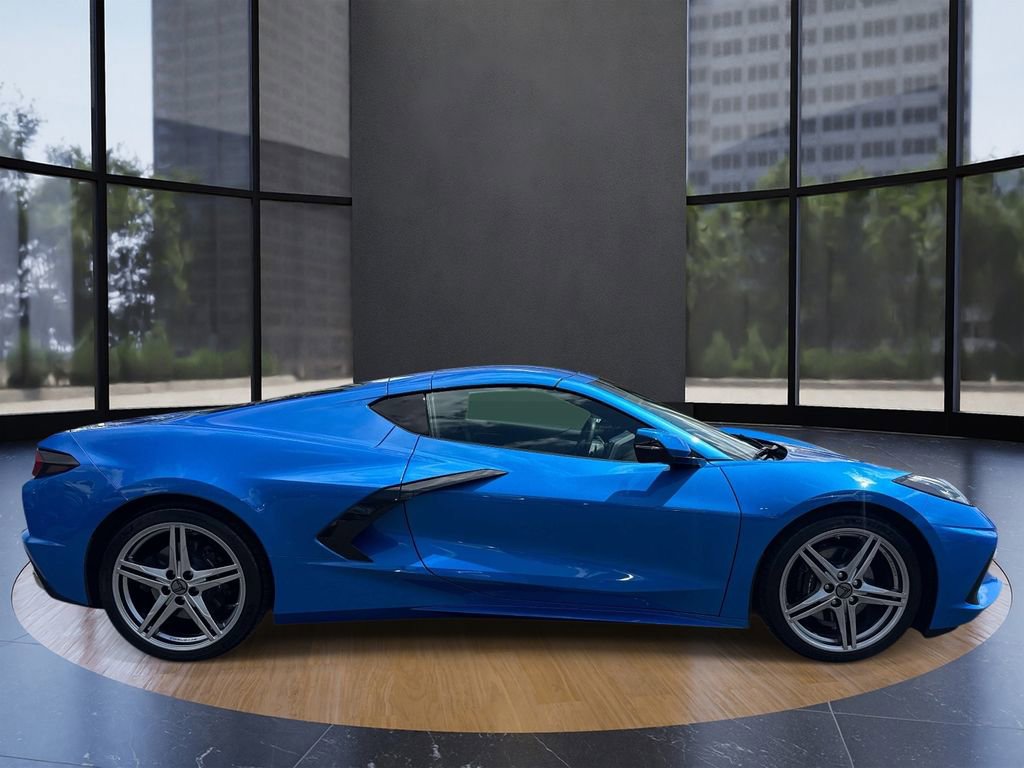 Used 2026 Chevrolet Corvette Stingray Preferred Cpe w/ 2LT RWD image 2