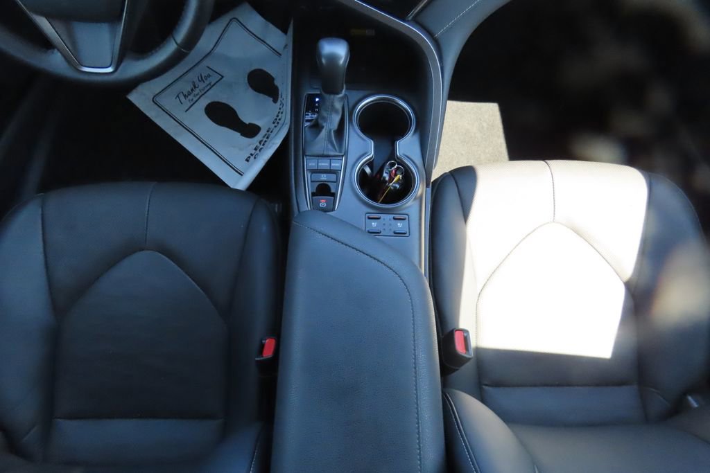Certified 2022 Toyota Camry XSE image 16