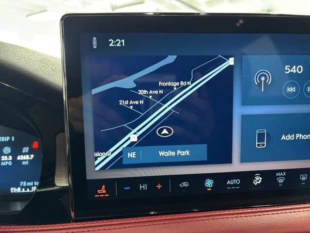 Used 2023 Lincoln Corsair Reserve w/ Rear Removable Package Tray image 42