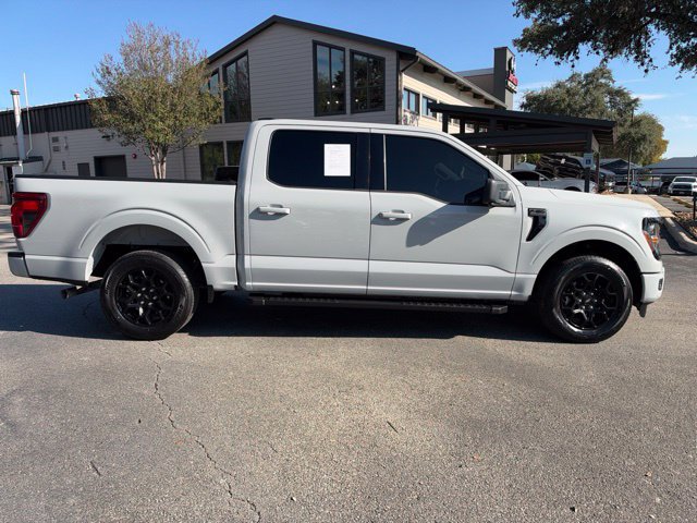 Used 2024 Ford F150 XLT w/ XLT Black Appearance Package RWD image 6